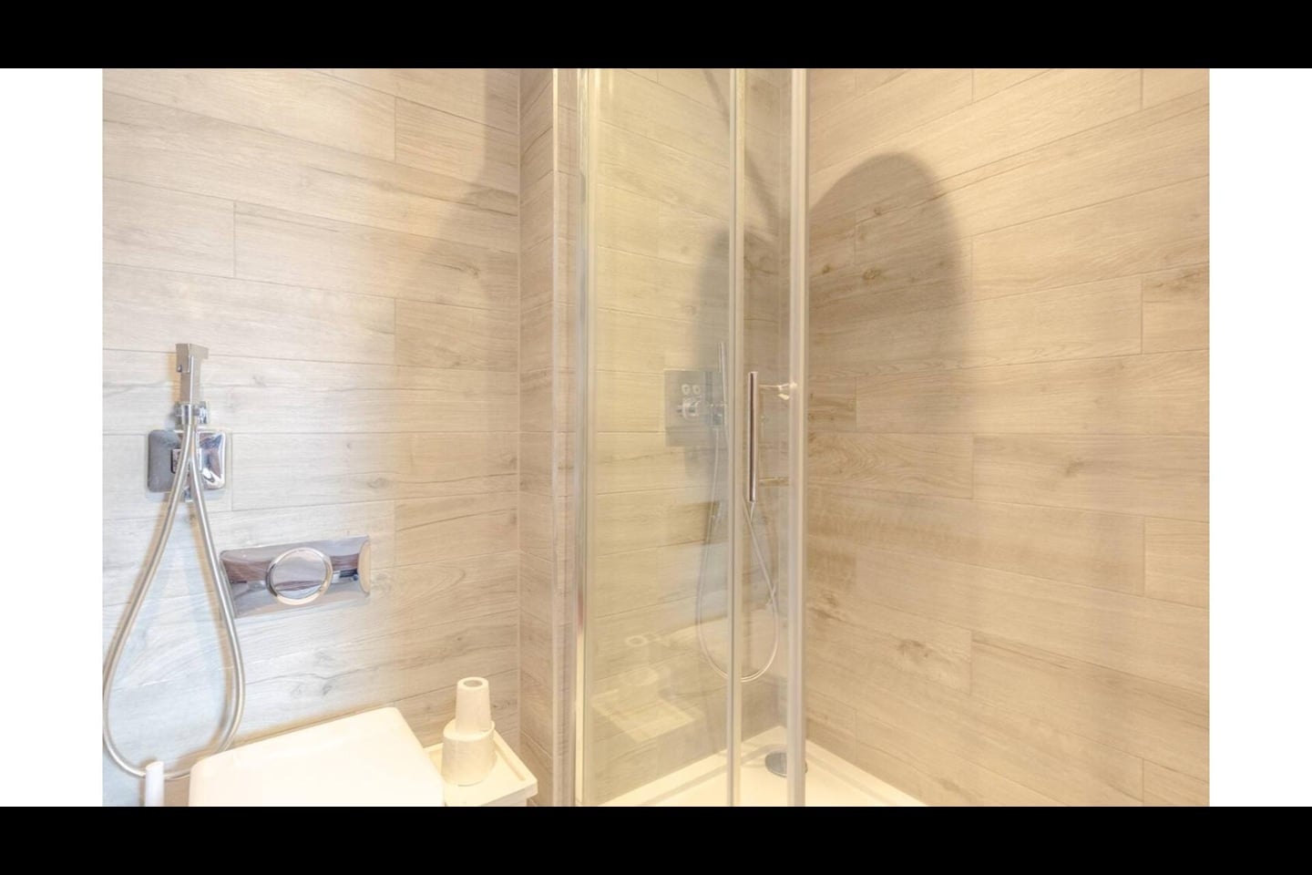 Additional image 19 of 2 Bed Flat, Taybridge Road, SW11, N1 7GU