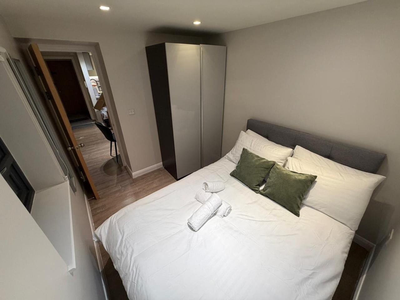 Additional image 8 of 1 Bed Flat, Lavender Hill, SW11, SW11 5RW