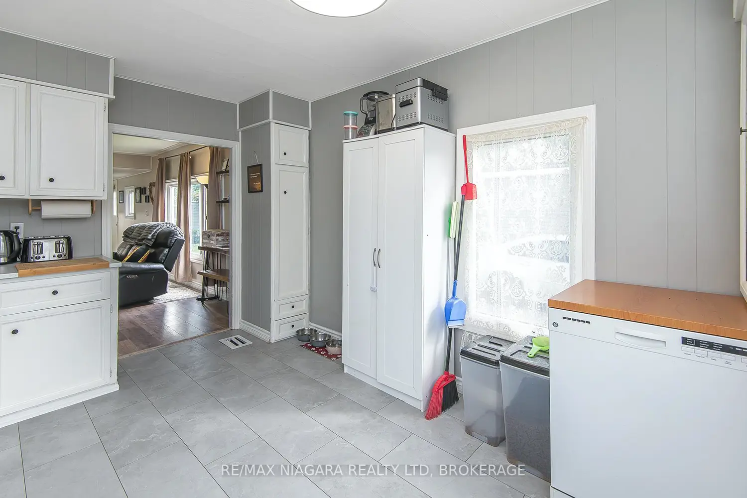 Additional image 7 of 4599 Abigail Lane