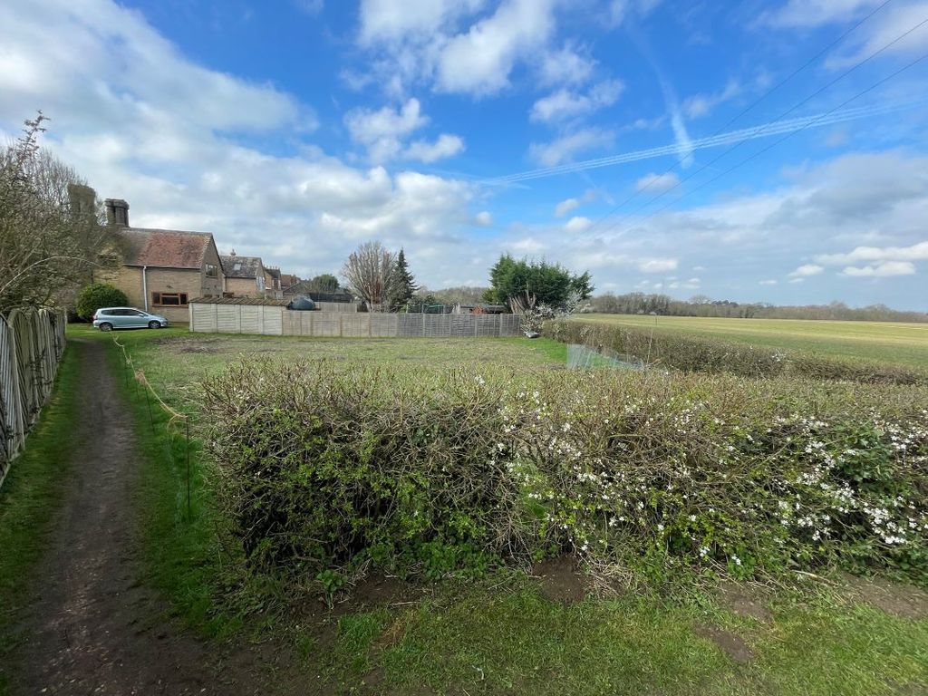 Additional image 7 of Land for saleLand Adjacent To 27-29 High Street, Sutton, Bedfordshire SG19