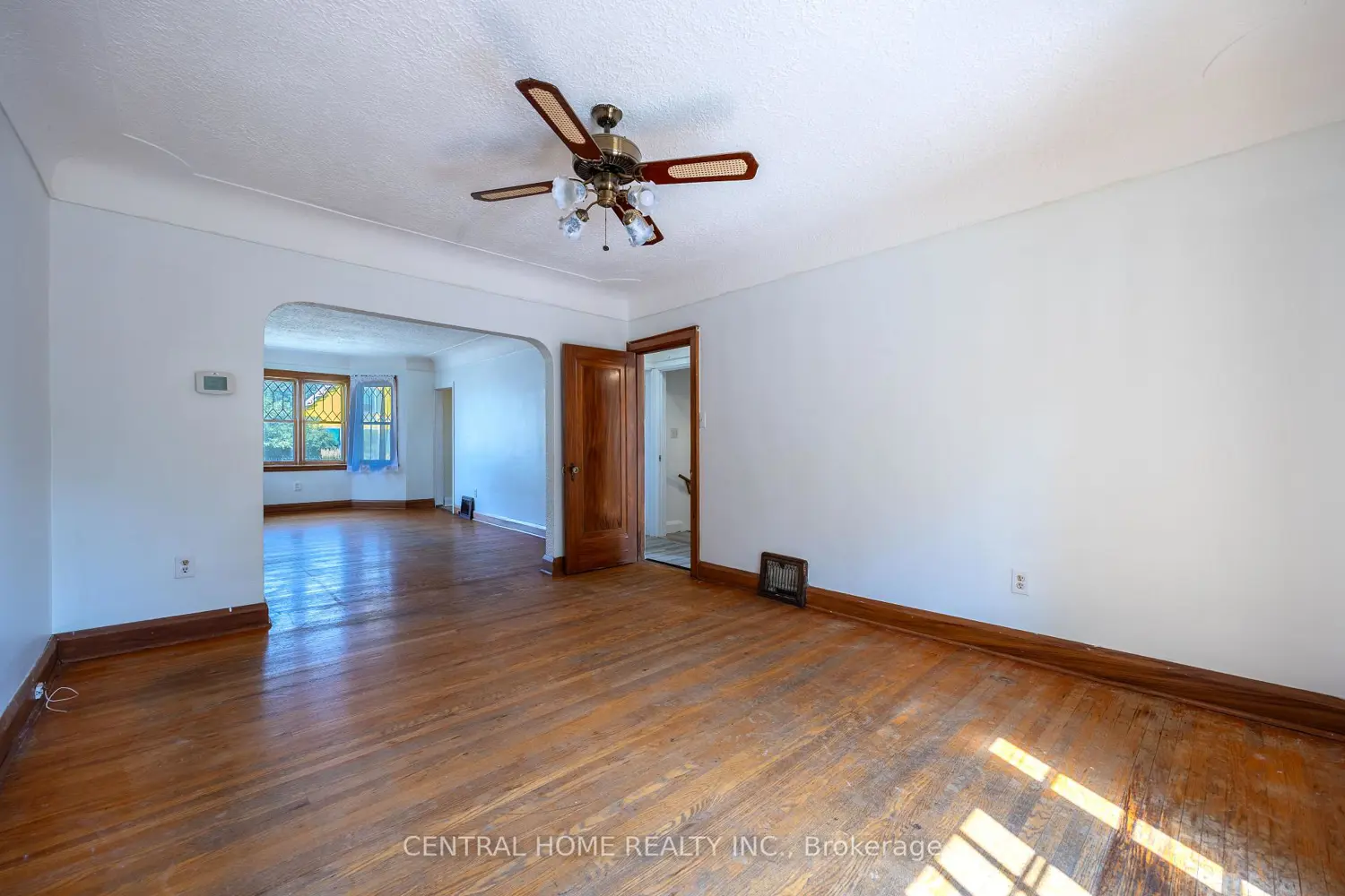 1650 King Street photo 5