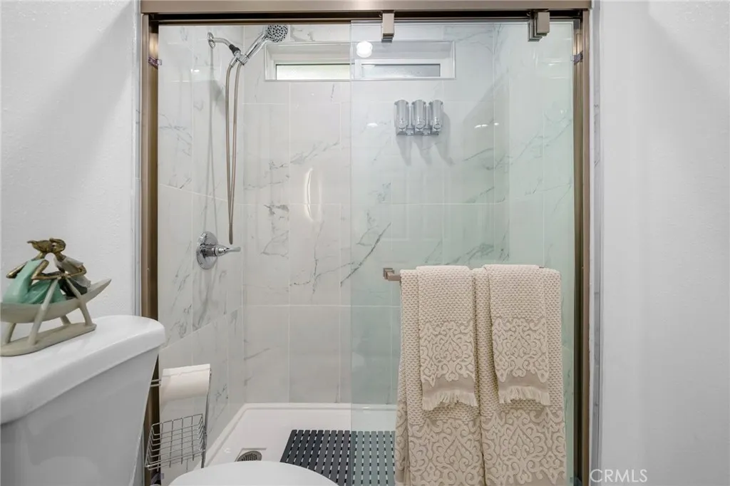 Additional image 60 of 329 E Lanzit Ave, Los Angeles, CA 90061