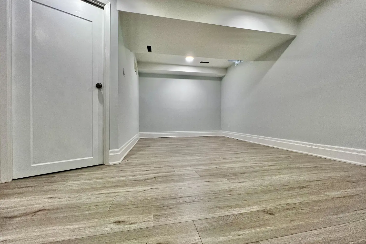 Additional image 12 of 1532 Lancaster Drive 41