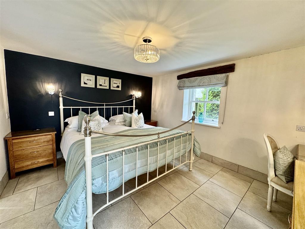 Additional image 19 of 17 bed property for saleMain Street, Keswick CA12