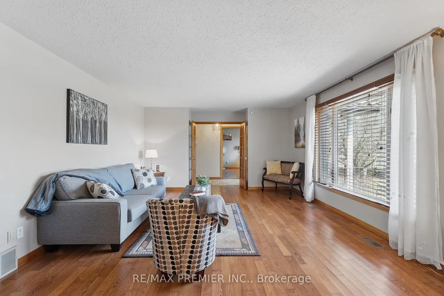 Additional image 10 of 733036 Southgate 73 Side Road