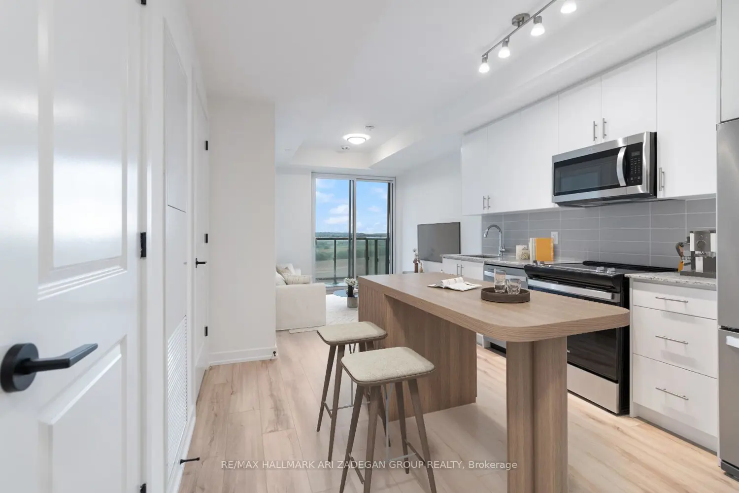 Additional image 9 of 335 Wheat Boom Drive 611