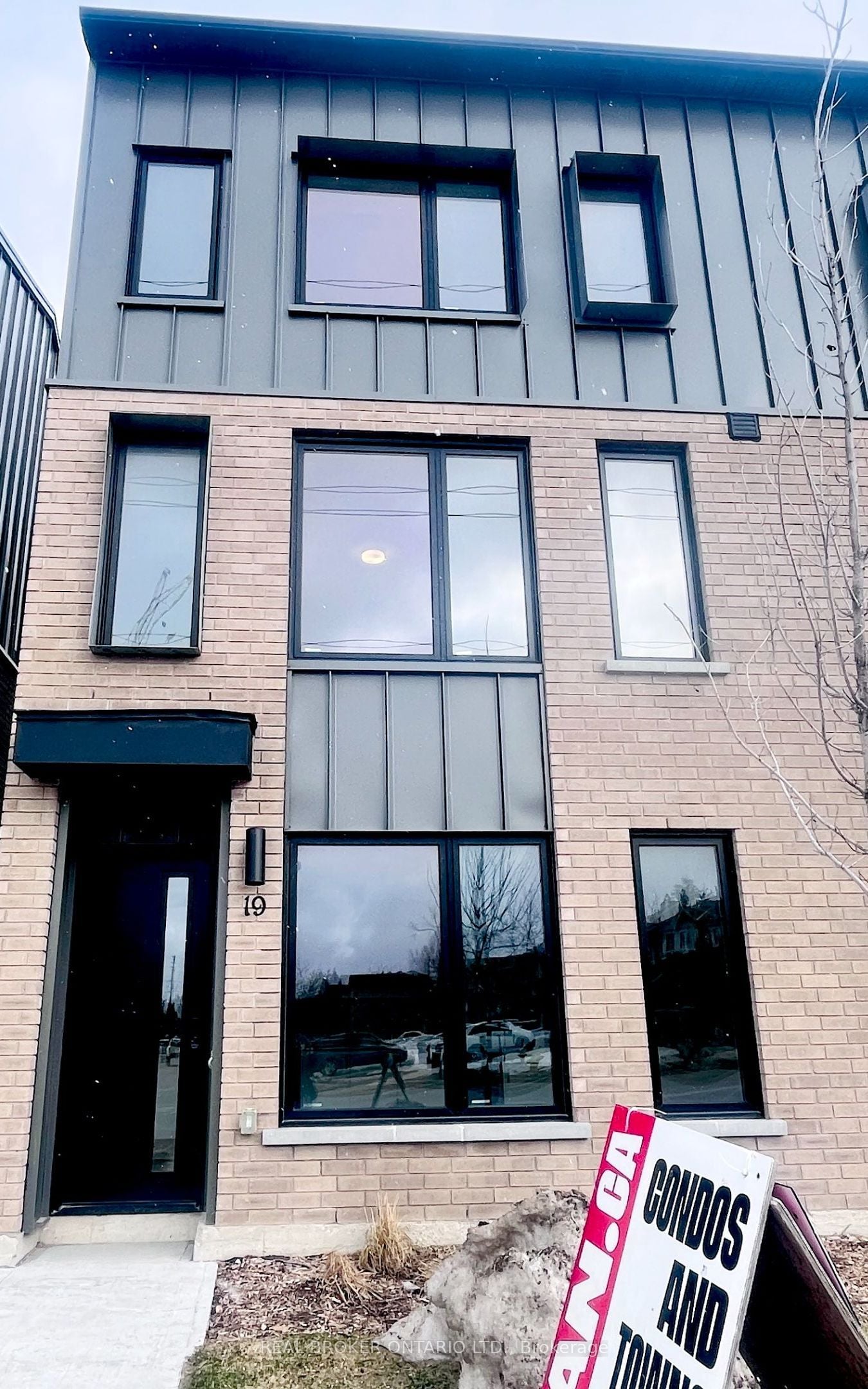 Additional image 2 of MAIN-19 Rainwater Lane, Barrie, ON, L4N 9J6