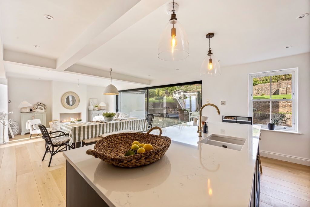 Additional image 5 of 7 bed detached house for saleRoedean Way, Brighton BN2