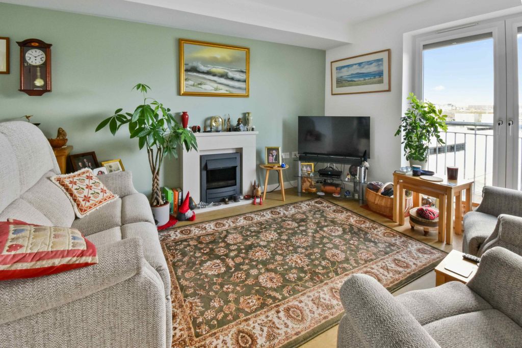 Additional image 3 of 3 bed flat for saleCanal View, Winchburgh EH52