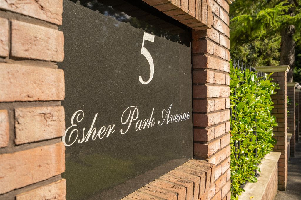 Additional image 17 of 3 bed flat for saleEsher Park Avenue, Esher KT10