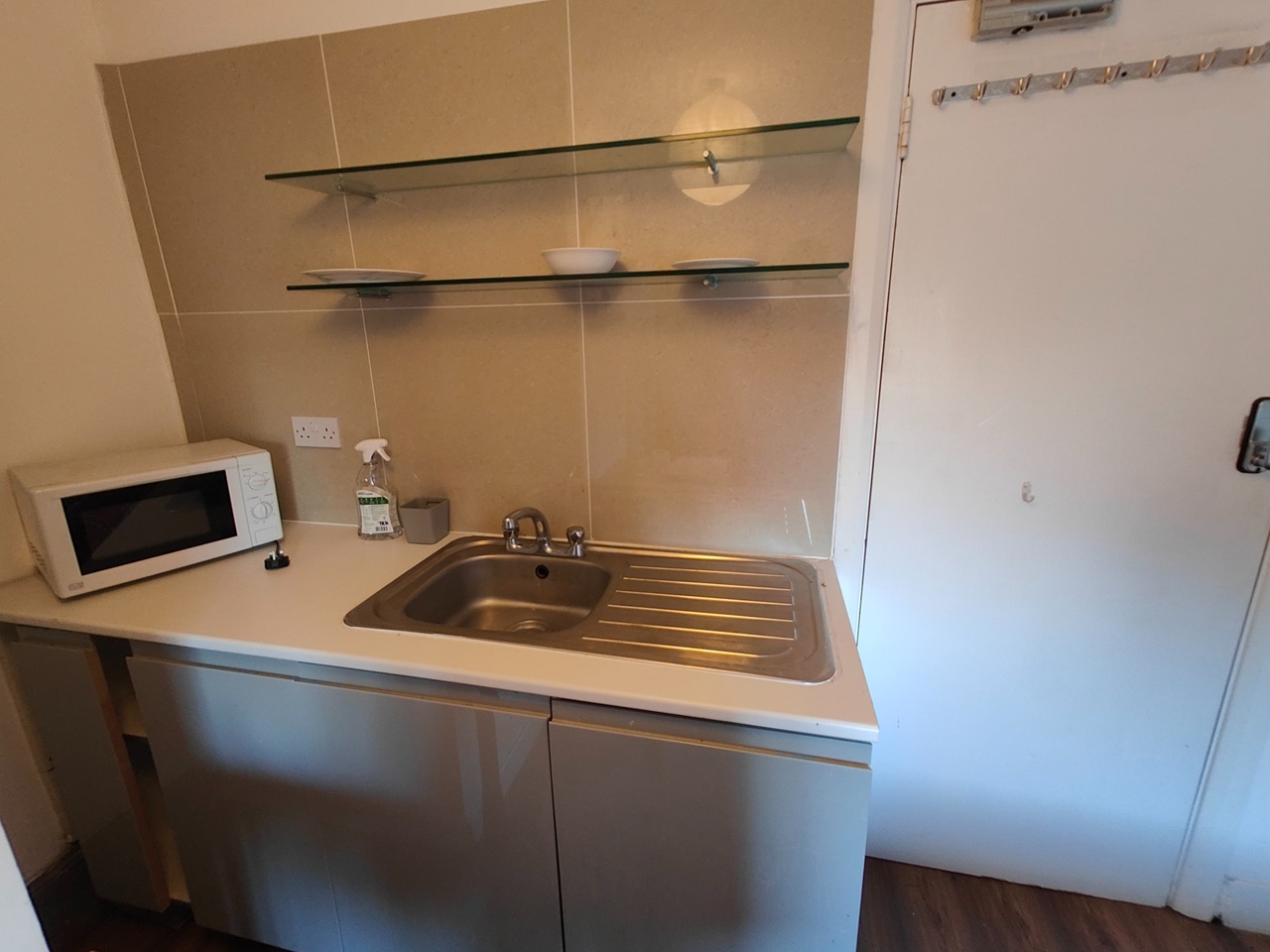 Additional image 3 of Room in a Shared House, Hackney Road, E2, N1 7GU