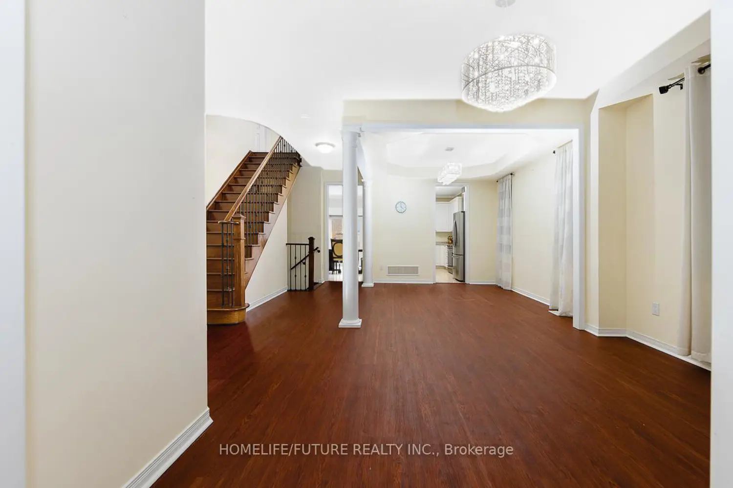 18 Stockell Crescent photo 3
