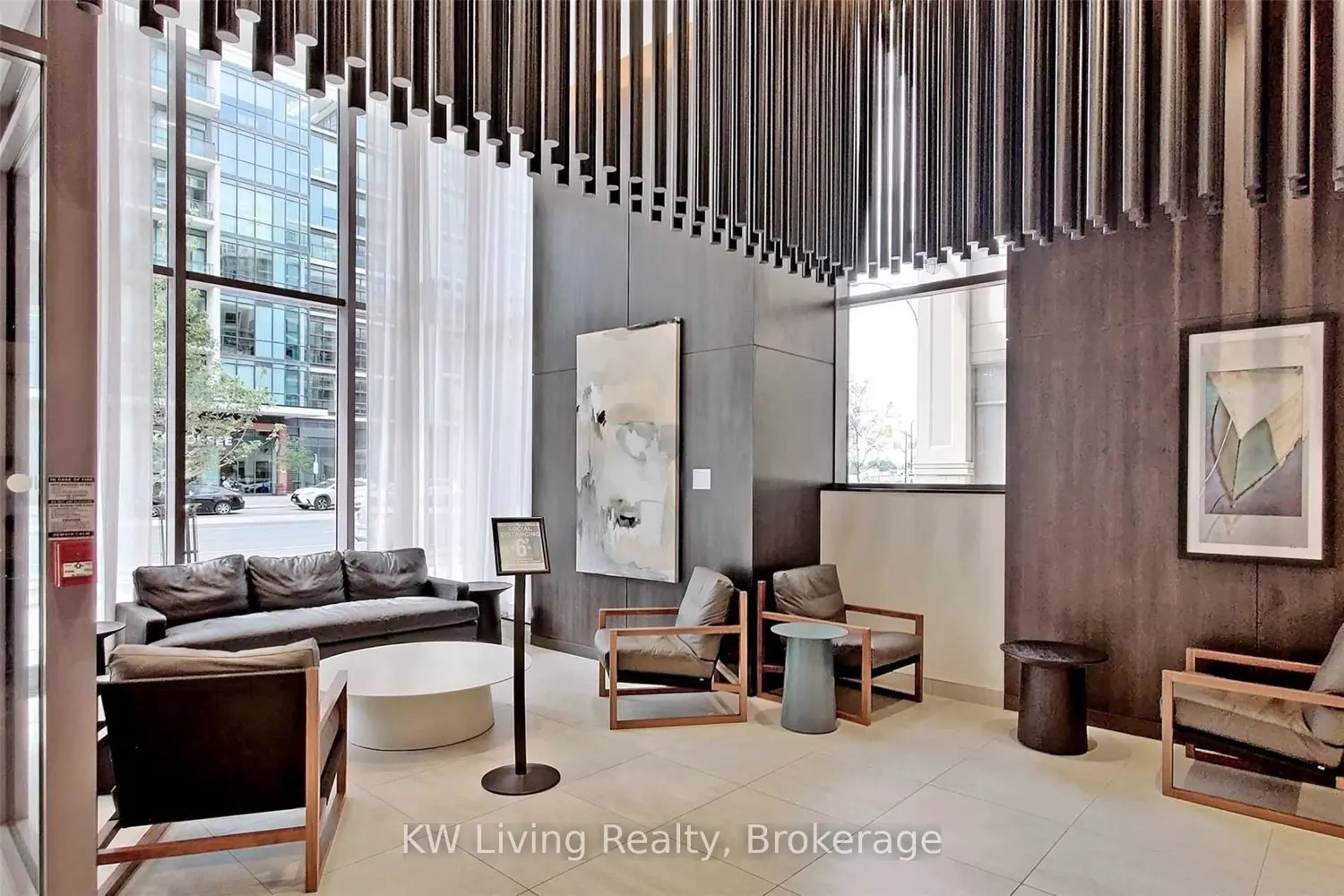 Additional image 7 of 4065 Confederation Parkway 3601