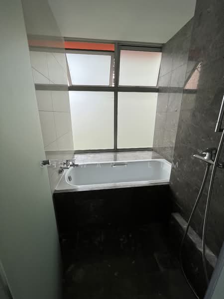 Additional image 17 of 52 Lakeside Drive