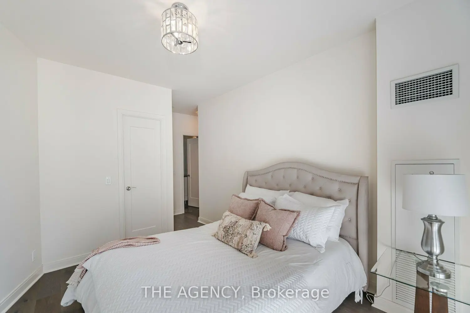 Additional image 6 of 825 Church Street 105