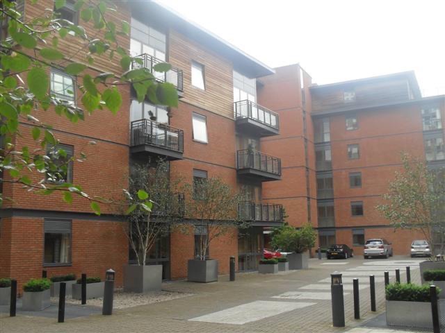 2 Bed Flat, Canal Wharf, B1, N1 7GU