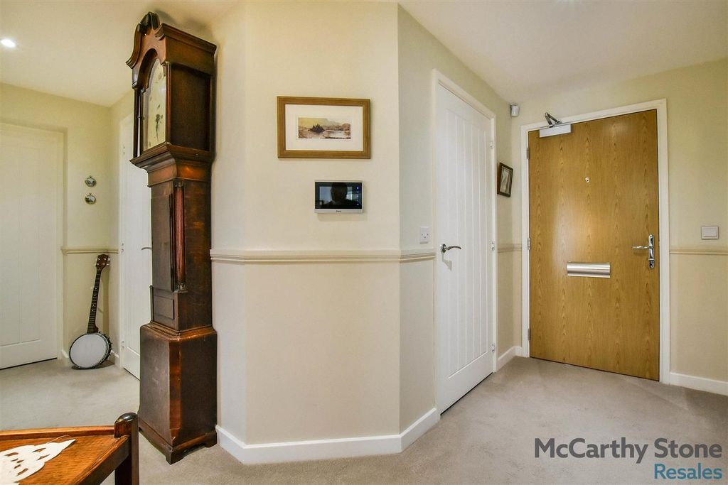 Additional image 17 of 2 bed flat for saleNorthwich Road, Knutsford, Cheshire WA16