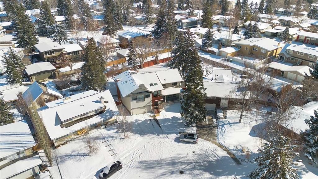 Additional image 2 of 3323 Upton Place NW, Calgary, AB, T2N4G9