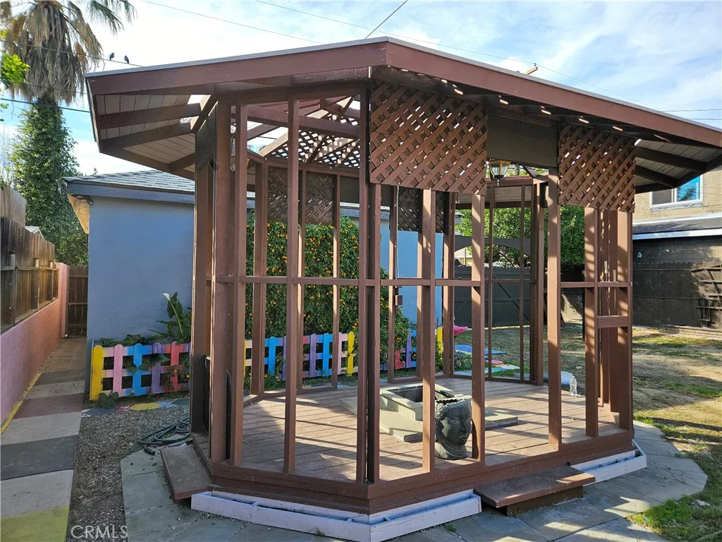 Additional image 40 of 6907 White Oak Ave, Reseda, CA 91335