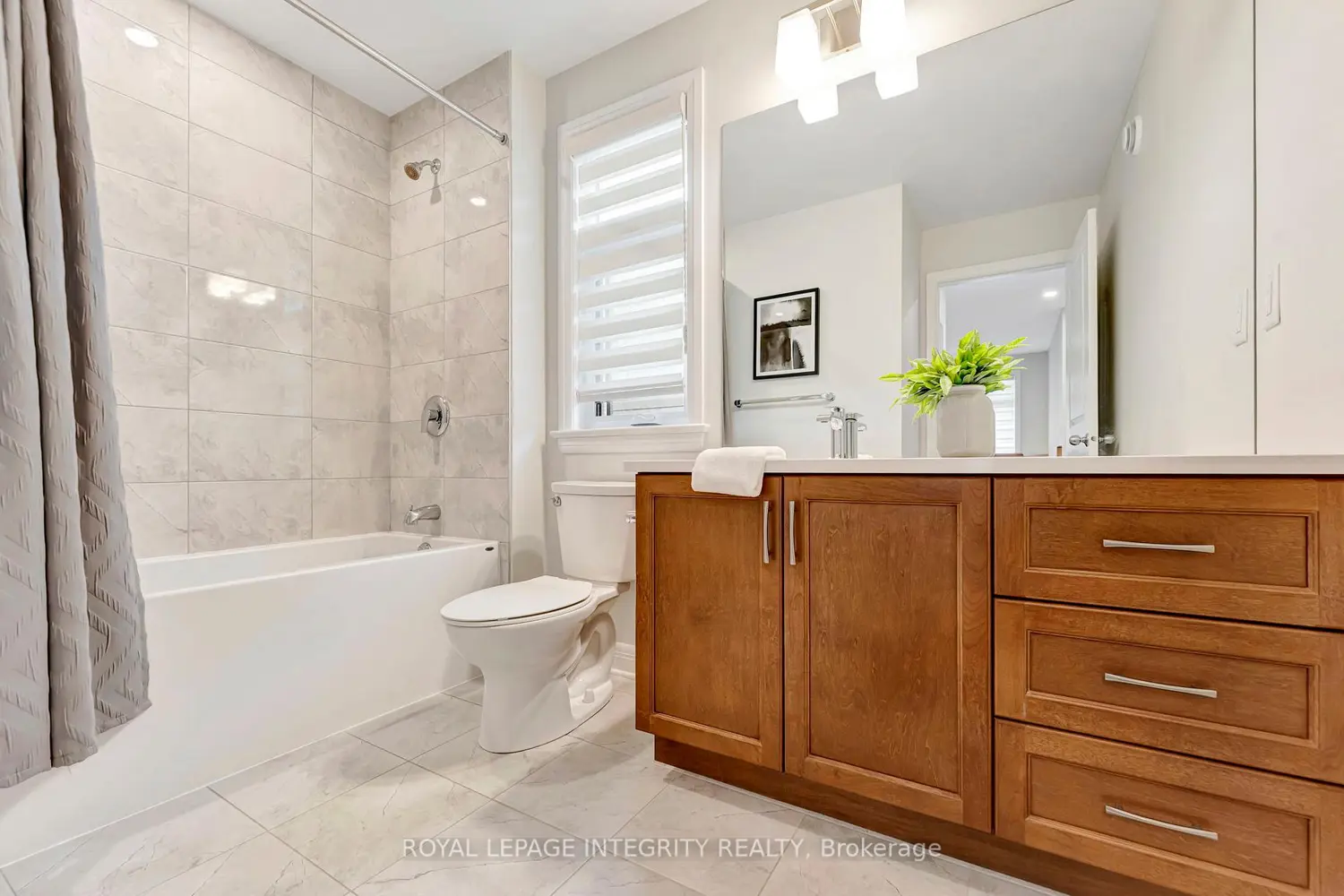 Additional image 14 of 885 Moses Tennisco Street