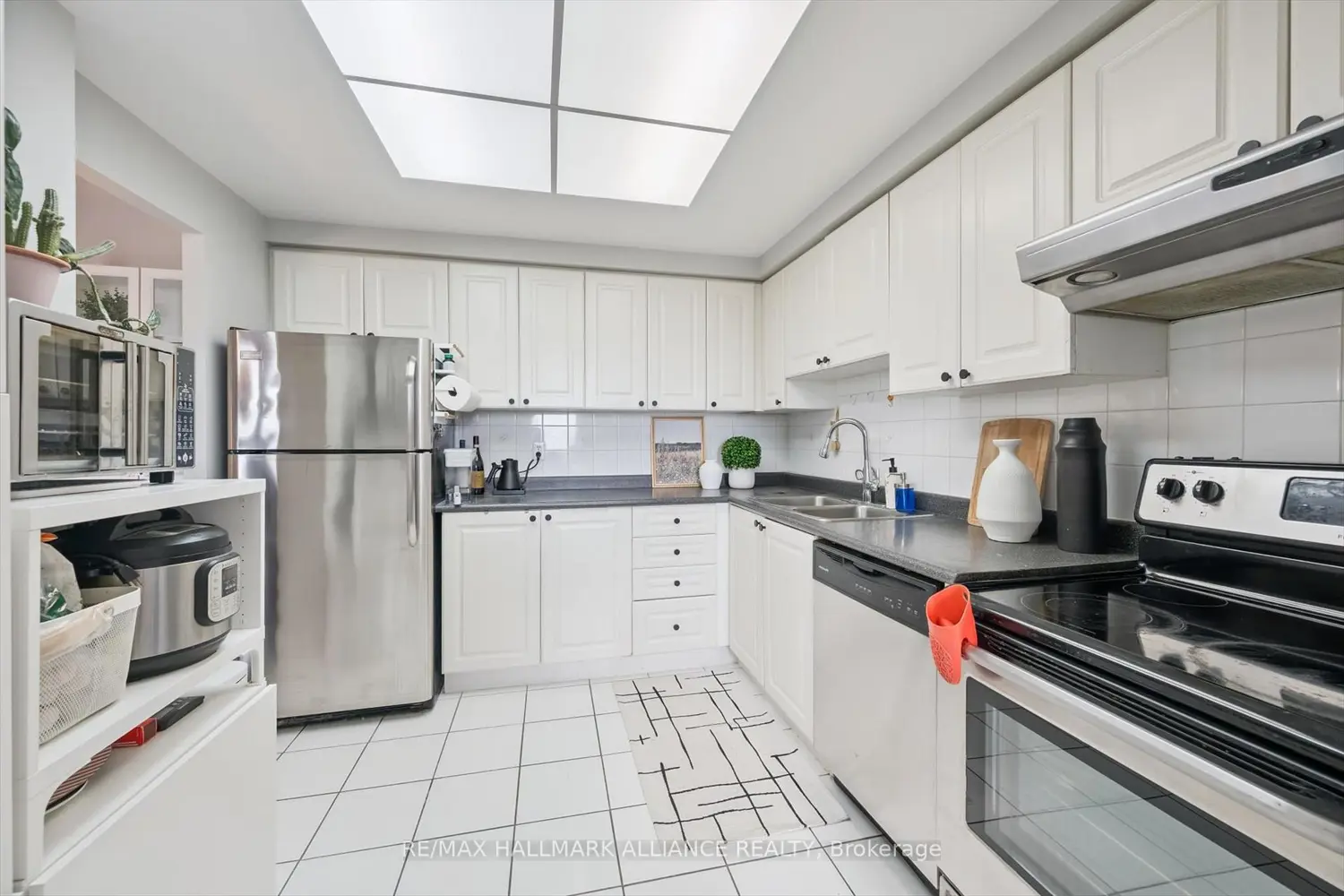 Additional image 11 of 135 Hillcrest Avenue 507