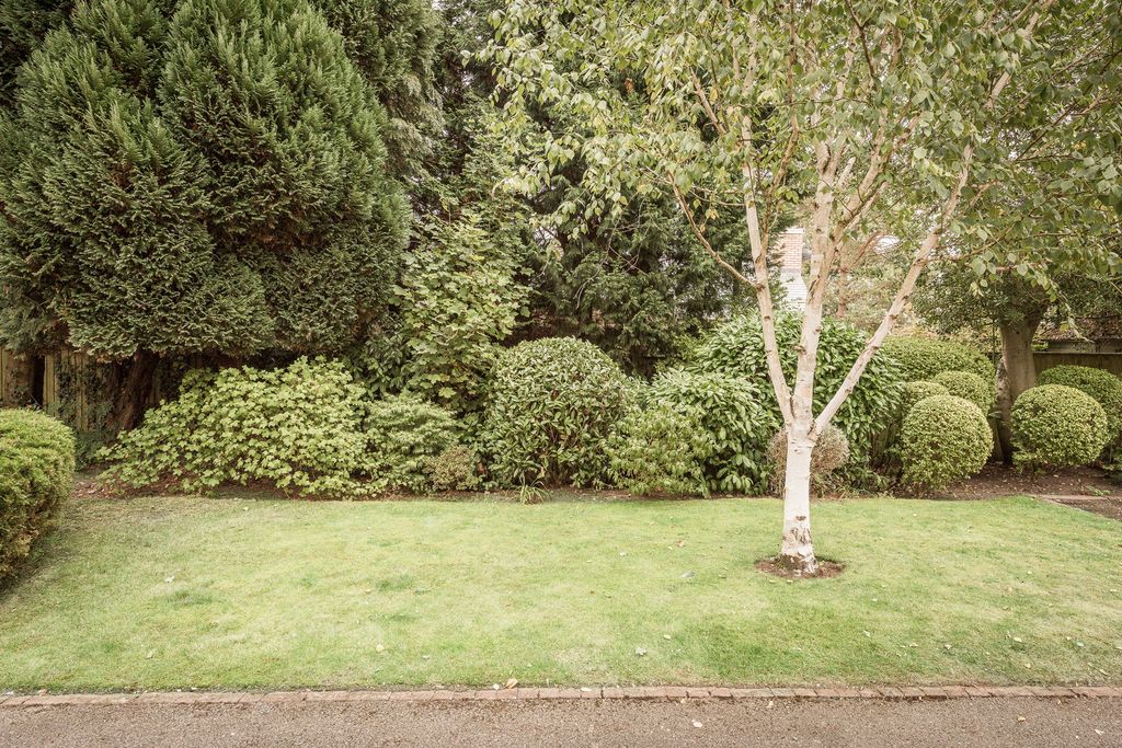 Additional image 46 of 2 bed flat for saleSt. Johns Hill, Shenstone, Lichfield WS14