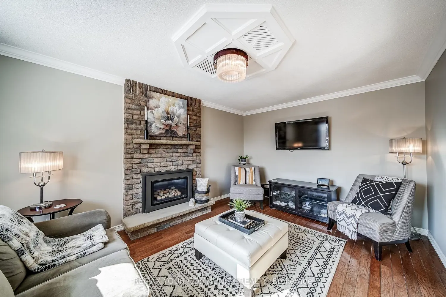 Additional image 15 of 911 Ferndale Crescent