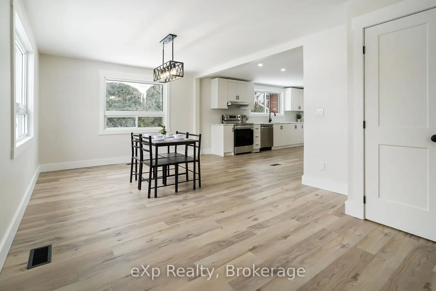 Additional image 4 of 221 Queen Street