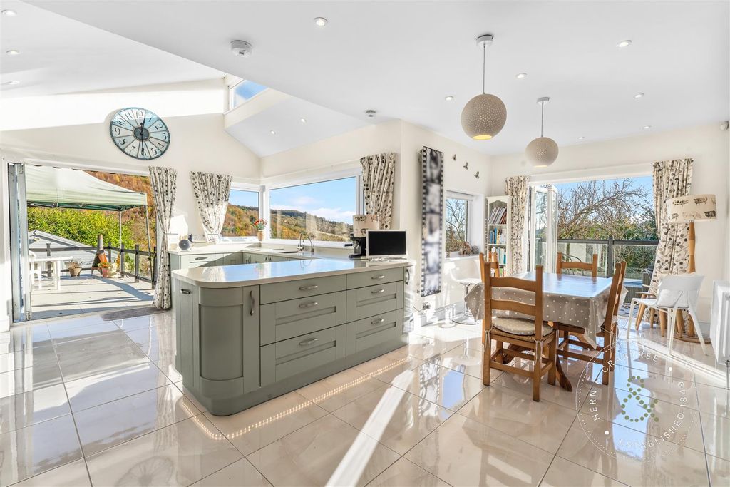 Additional image 3 of 4 bed detached house for salePenrhiw Lane, Machen, Caerphilly CF83