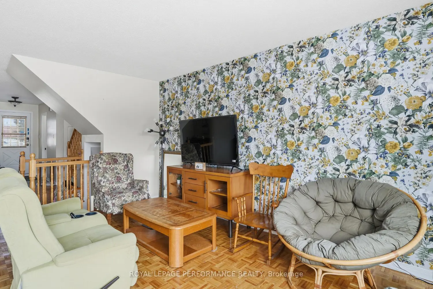 Additional image 7 of 249 Romulus Private 94