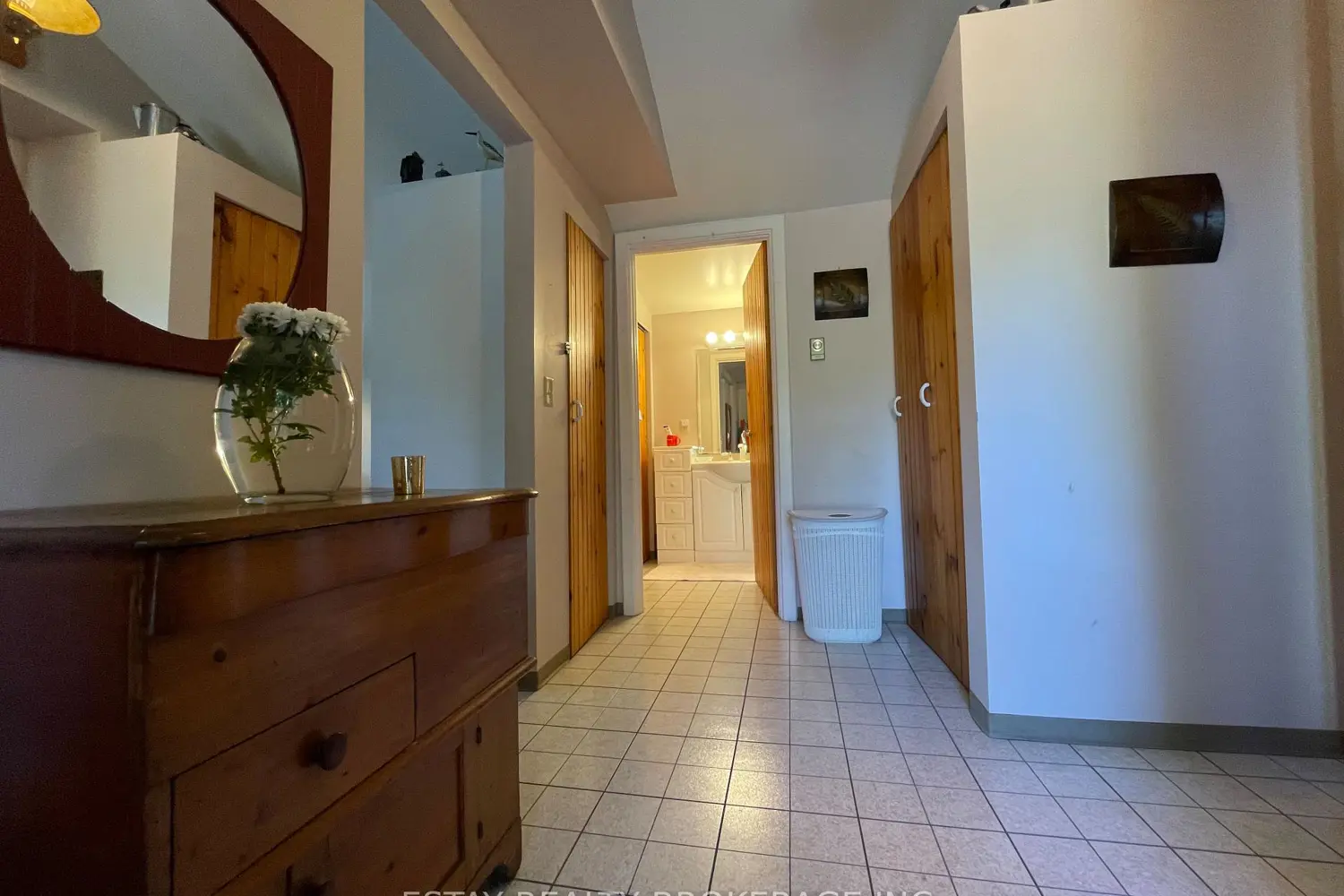 Additional image 10 of 1 Island 60