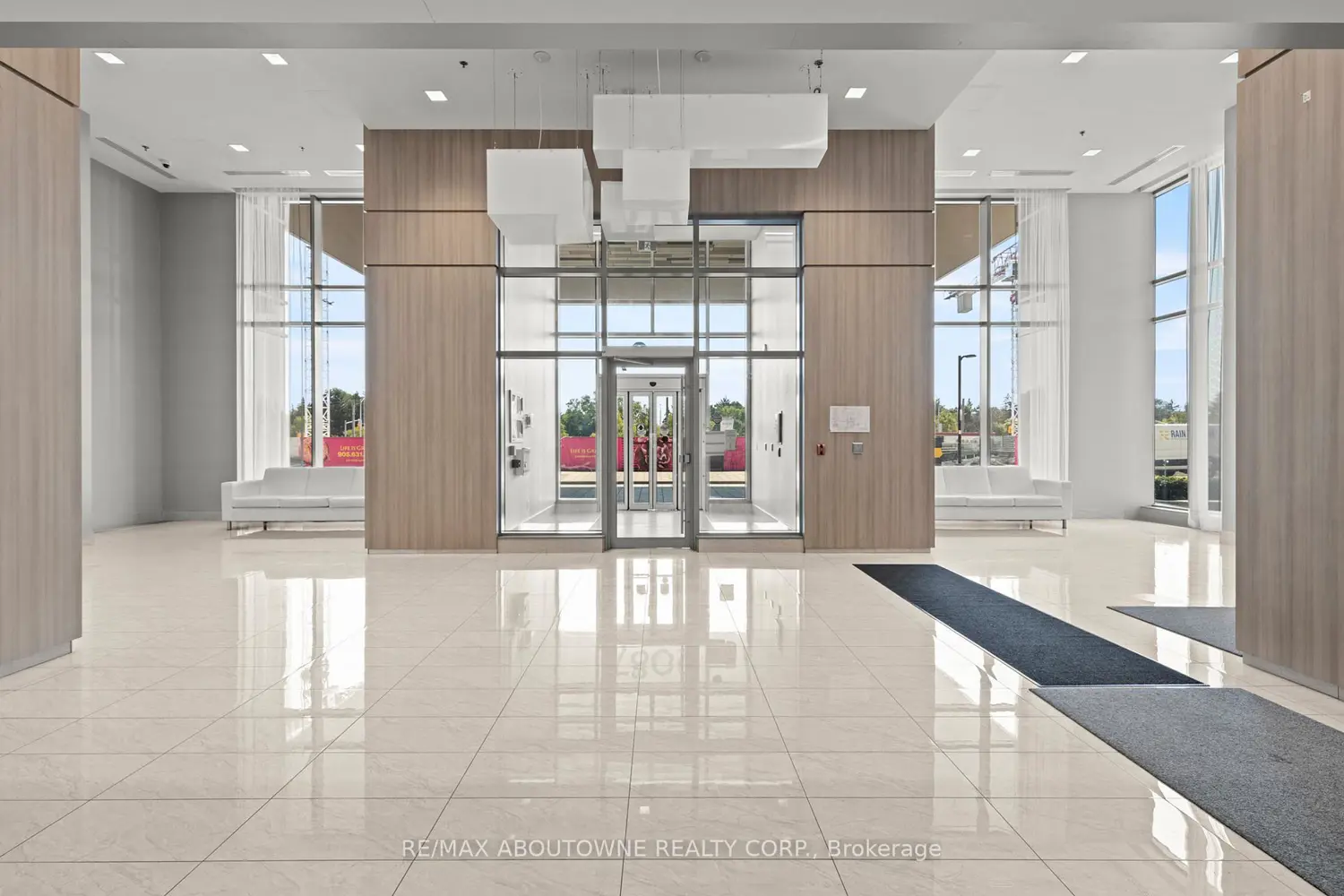 Additional image 2 of 2087 Fairview Street 906