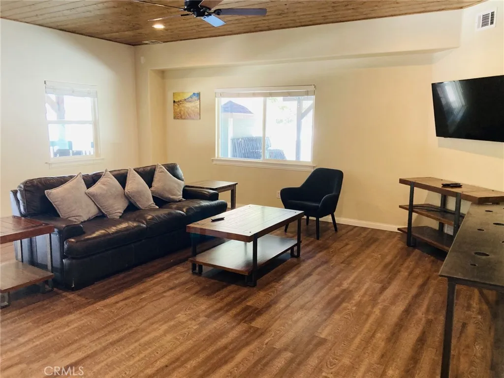 Additional image 57 of 341 Ca-173, Lake Arrowhead, CA 92352