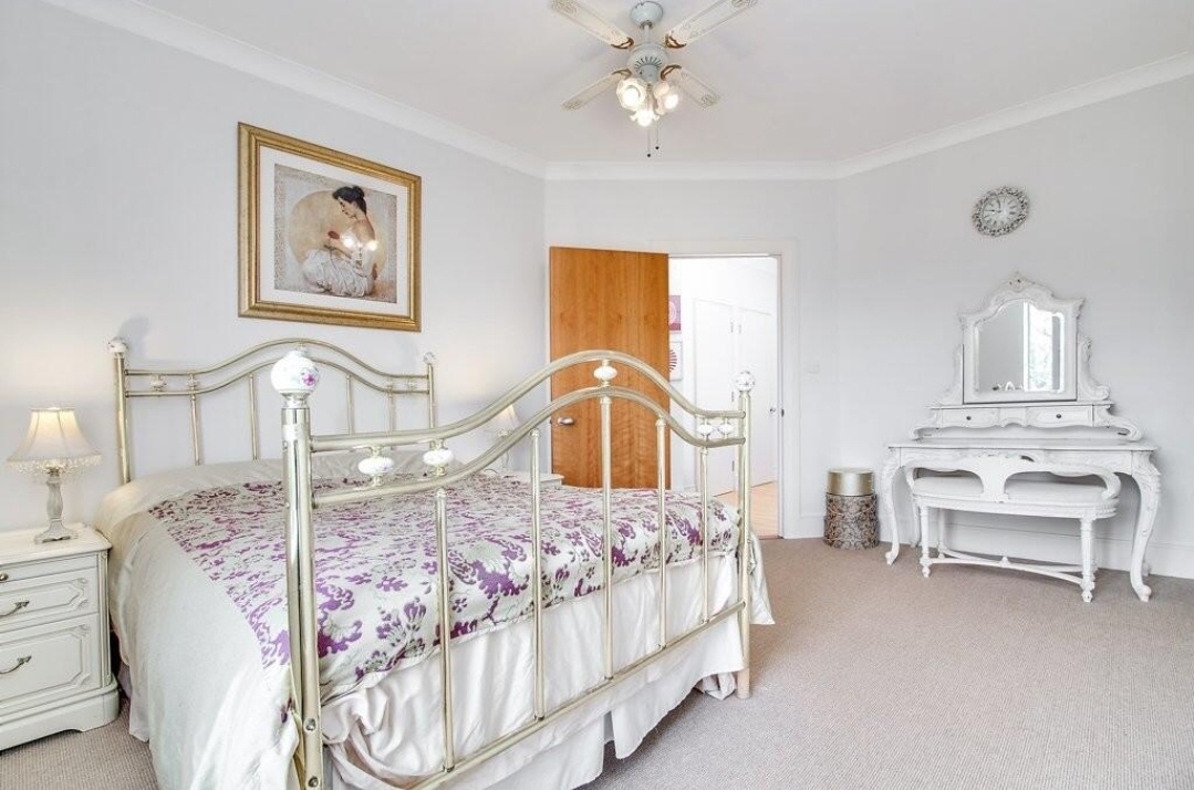 Additional image 13 of 3 Bed Flat, St. James Place, B15, N1 7GU