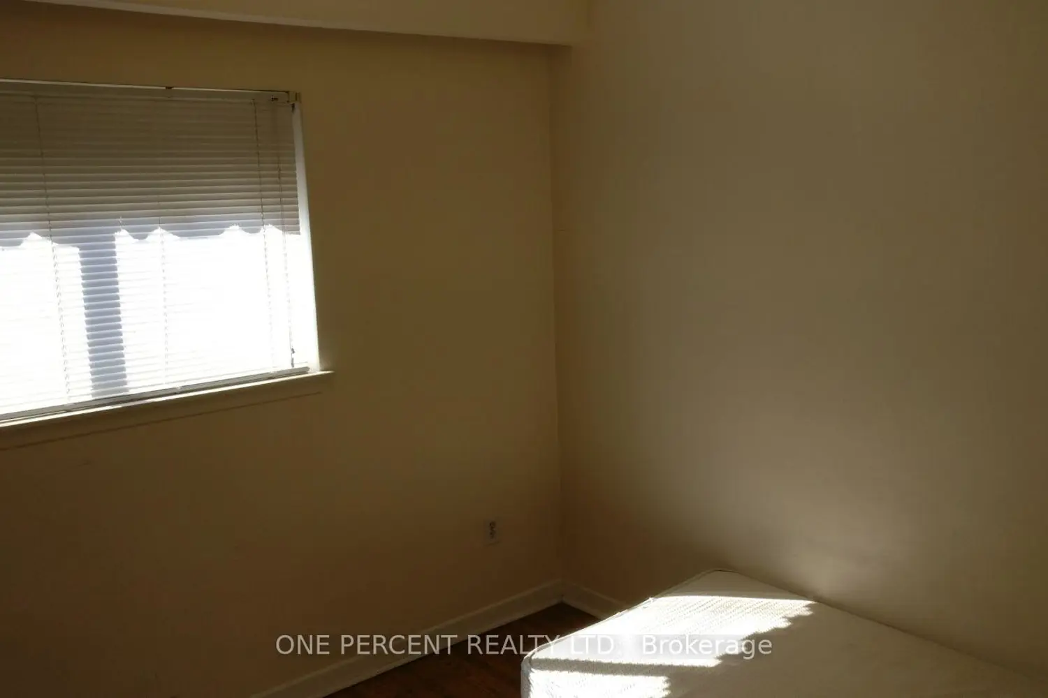 Additional image 2 of 80 Fallingdale Crescent