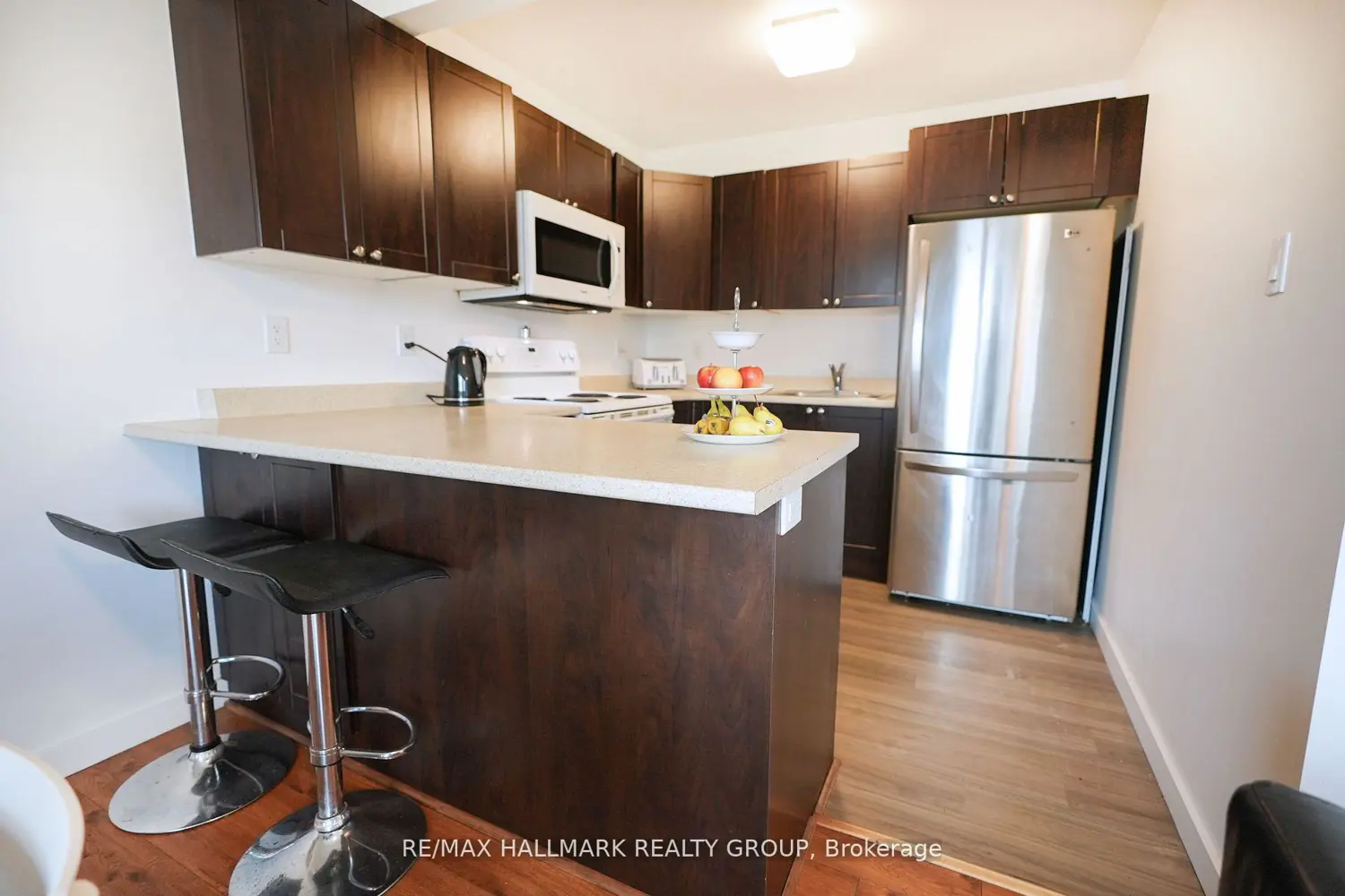 Additional image 8 of 924 Bermuda Avenue