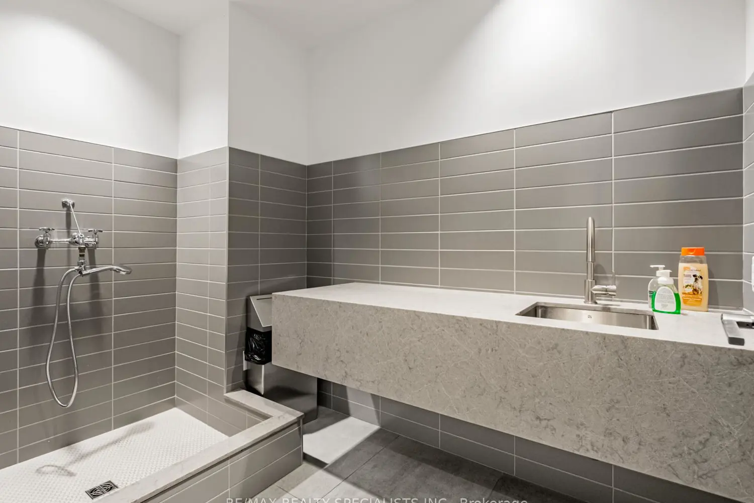 Additional image 18 of 42 Mill Street 208