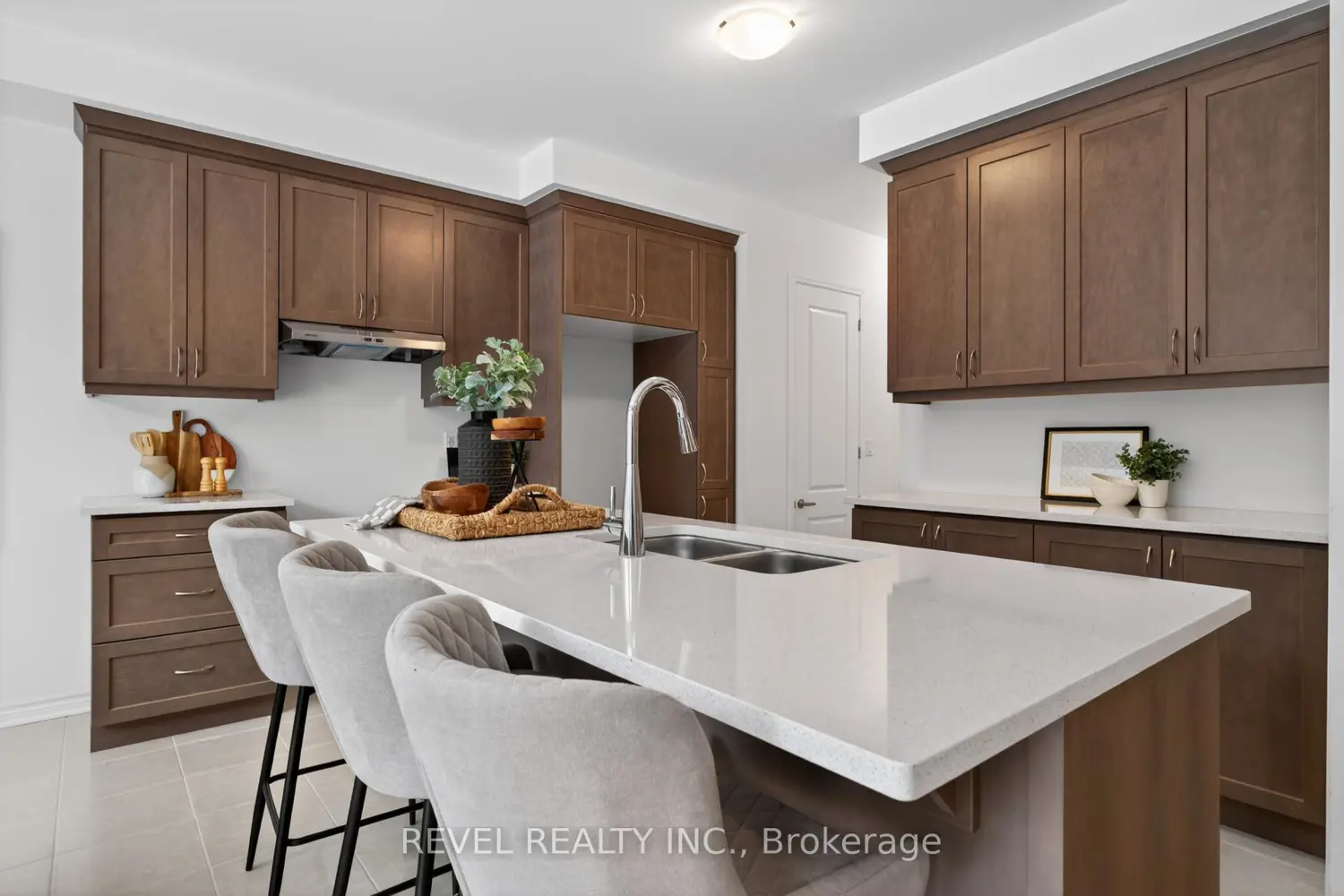 Additional image 5 of 1468 Melville Bonus Crescent