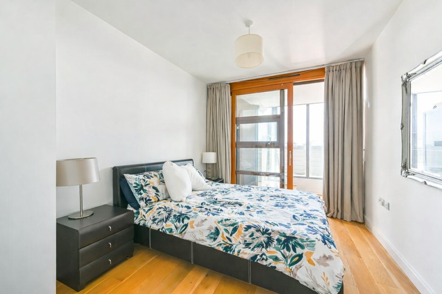 Additional image 6 of 2 Bed Flat, Falcon Wharf, SW11, N1 7GU