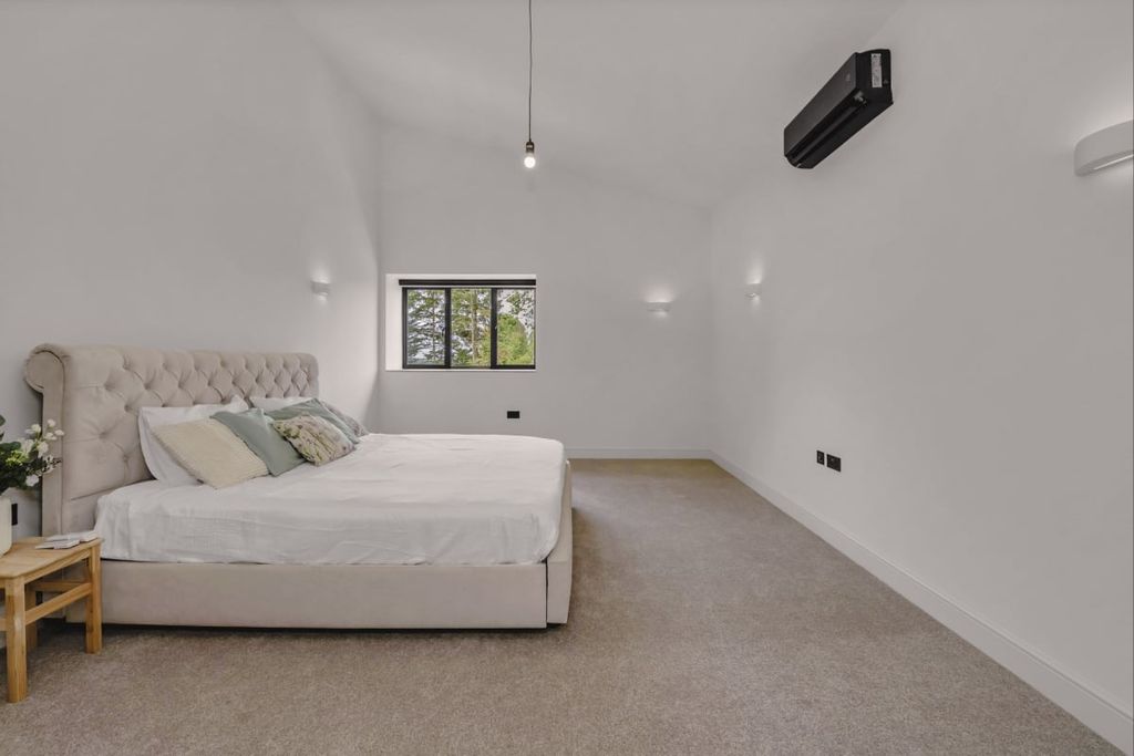 Additional image 37 of 5 bed detached house for saleNew Barn, Sturmer Road, Haverhill CB9