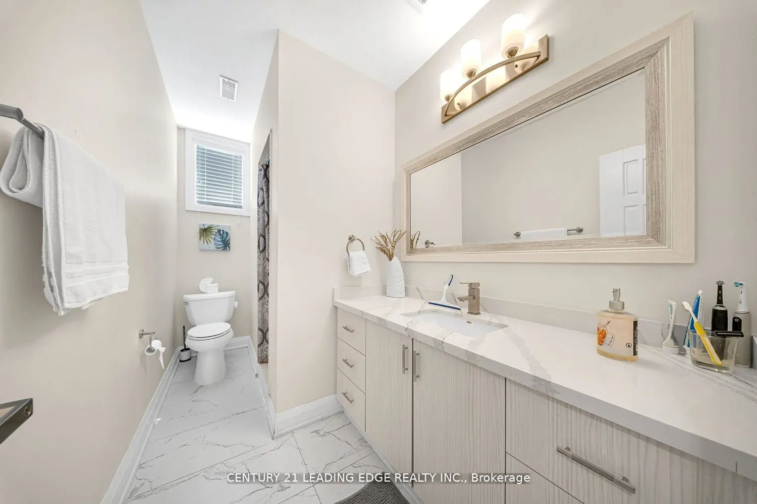 Additional image 19 of 736 Hillview Crescent