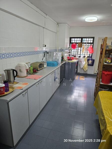 215 Ang Mo Kio Avenue 1