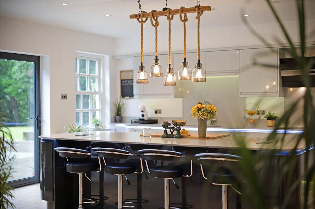 Additional image 29 of 8 bed detached house for salePowdermill Lane, Battle, East Sussex TN33