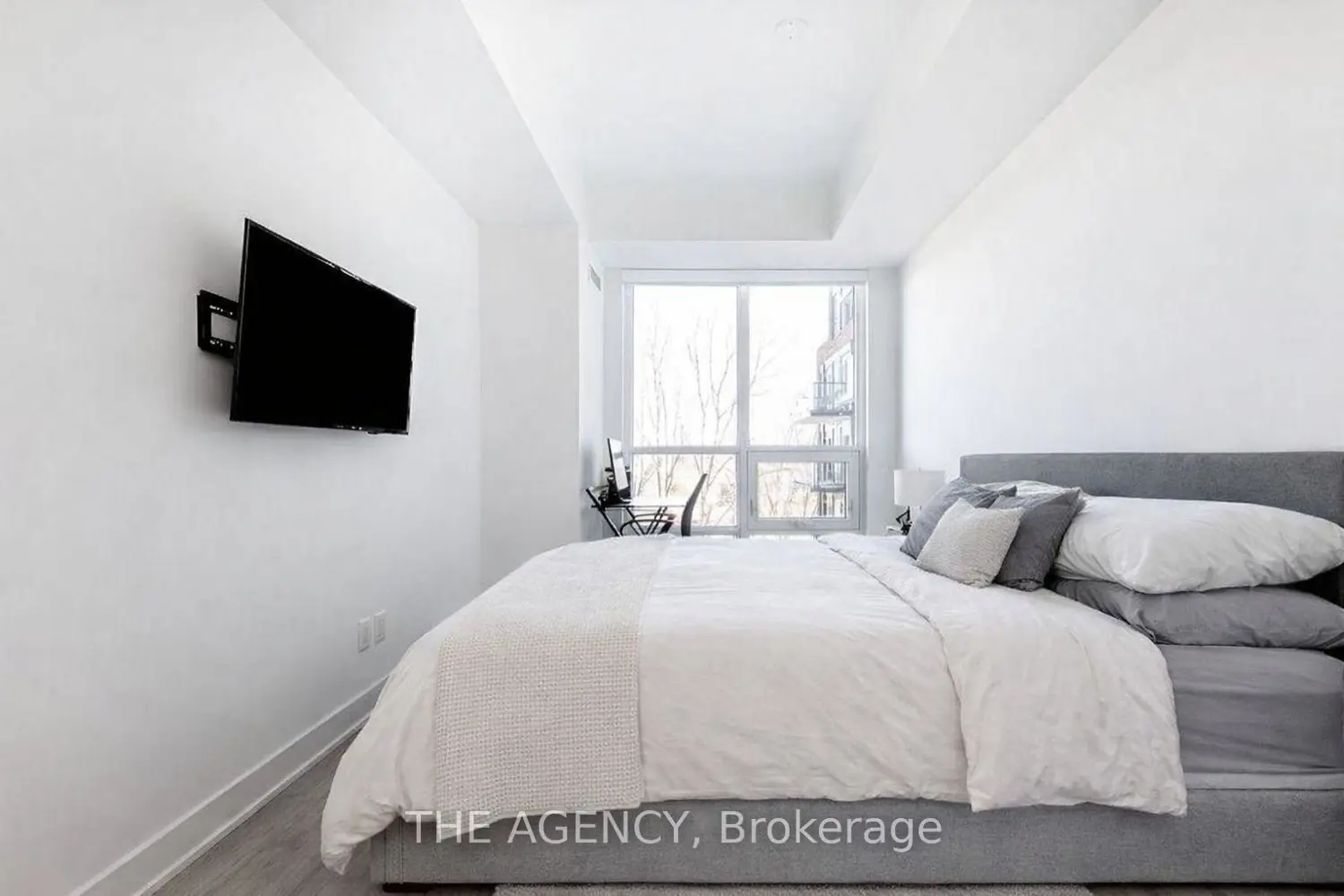 Additional image 16 of 681 Yonge Street 327