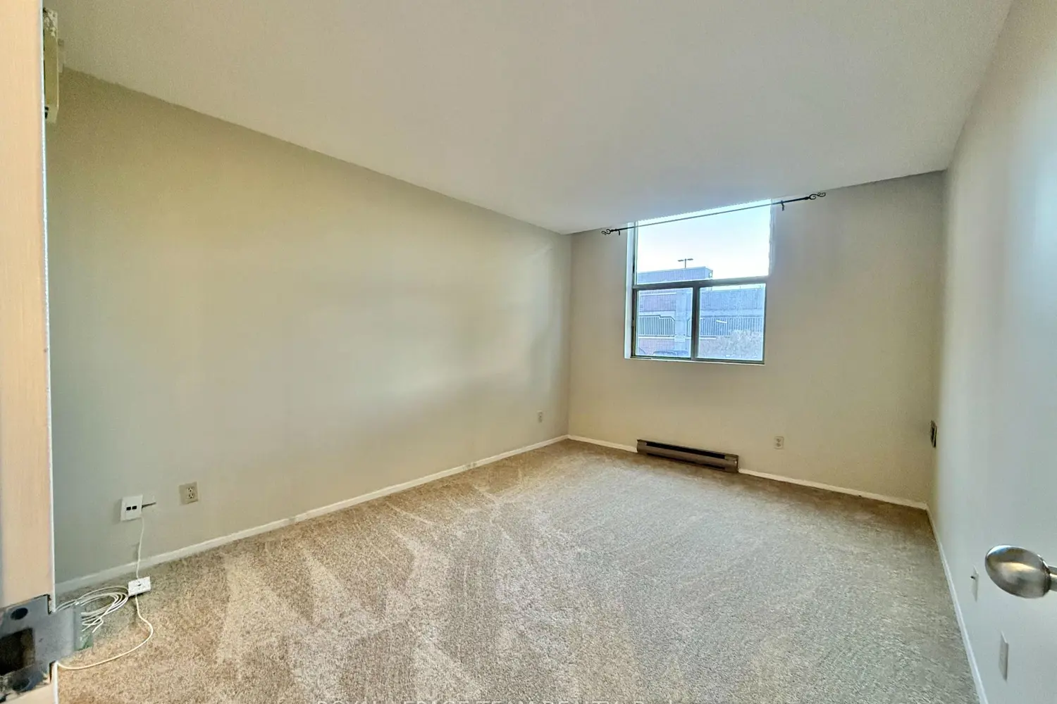 Additional image 5 of 2760 Carousel Crescent 102