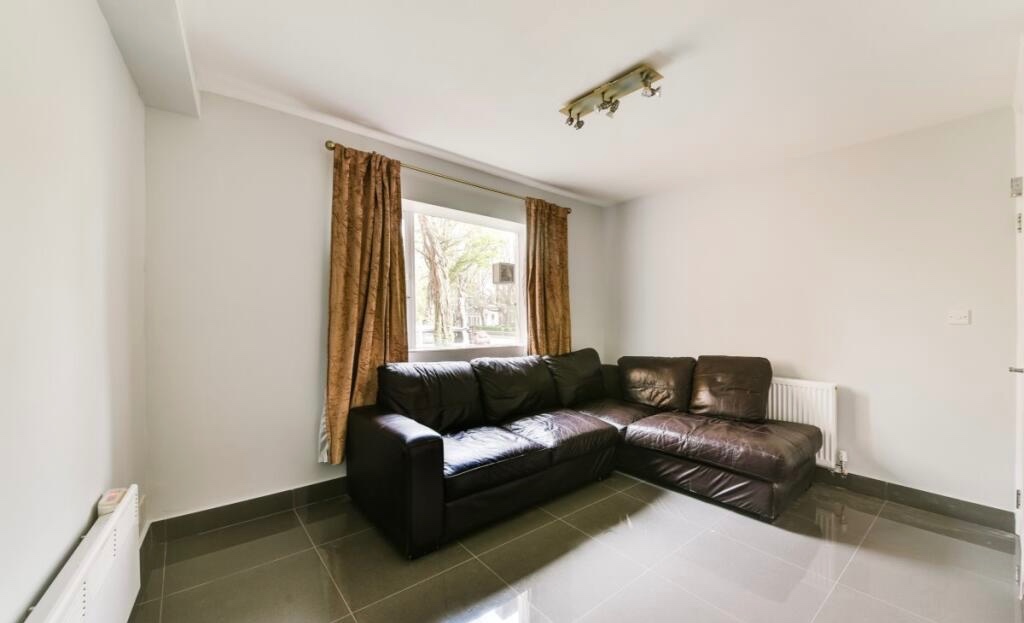 Additional image 3 of 1 Bed Flat, Escuan Lodge, N5, N1 7GU