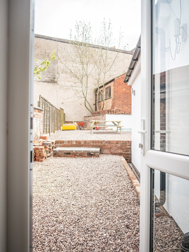 Additional image 25 of Room in a Shared House, High Street, B66, N1 7GU