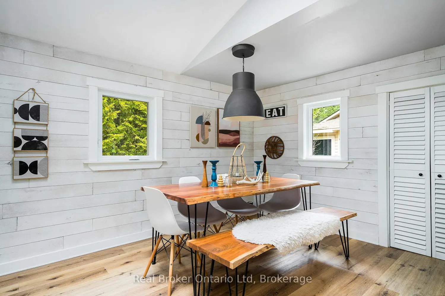 Additional image 10 of 1071 Lawson Road