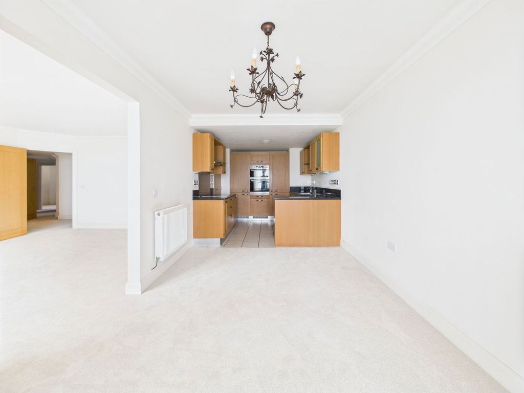 Additional image 7 of 3 bed flat for saleSteyne Gardens, Worthing BN11