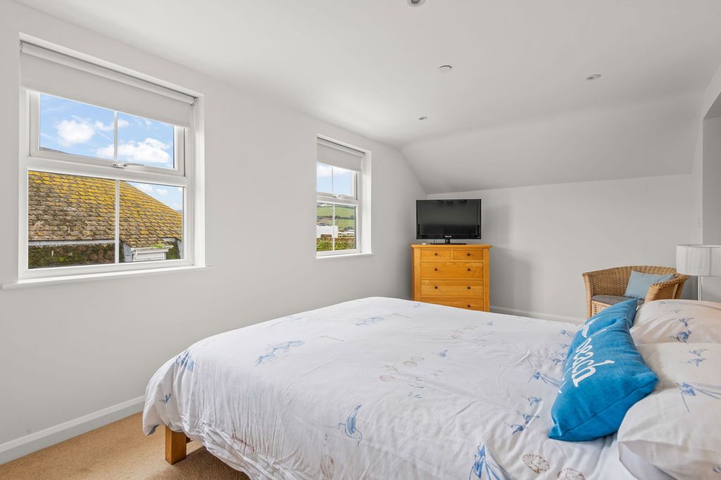 Additional image 6 of 4 bed flat for saleMarket Street, Salcombe TQ8